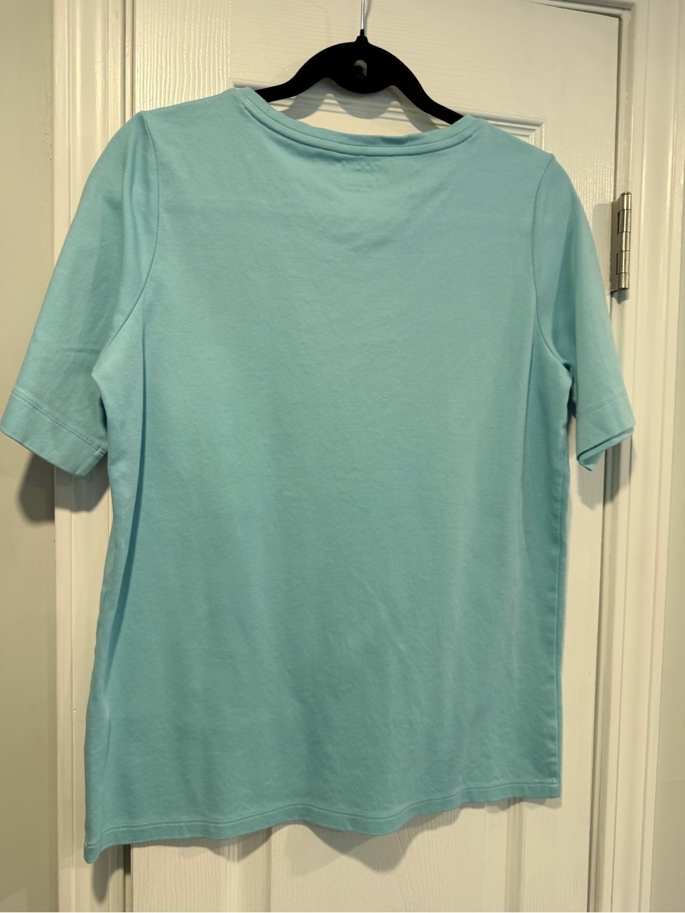 L.L. Bean Size M Light Blue Short Sleeve Crew Neck Cotton Stretch Tee Shirt - Picture 8 of 9